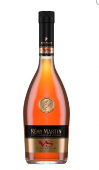 Remy Martin VS  0,7L 40% 	2500