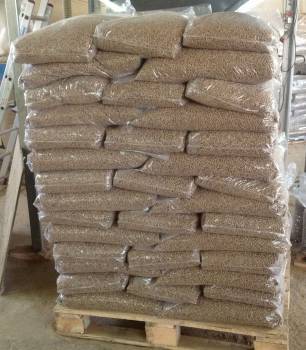 Quality ENplus wood pellets    6 -10 mm whatsapp +370 629 52990