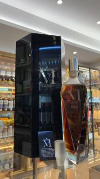 Macallan M Decanter (+32 460 248 729)